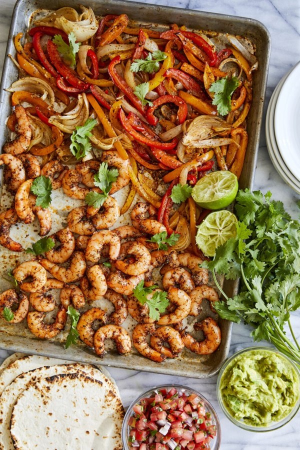 Sheet pan shrimp fajitas