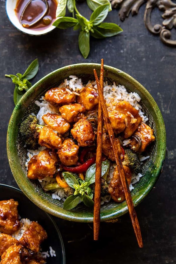 Sheet pan sticky sweet and sour chicken