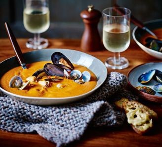 Shellfish soup 