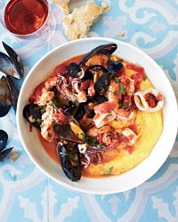Shellfish-tomato stew on soft-cooked polenta