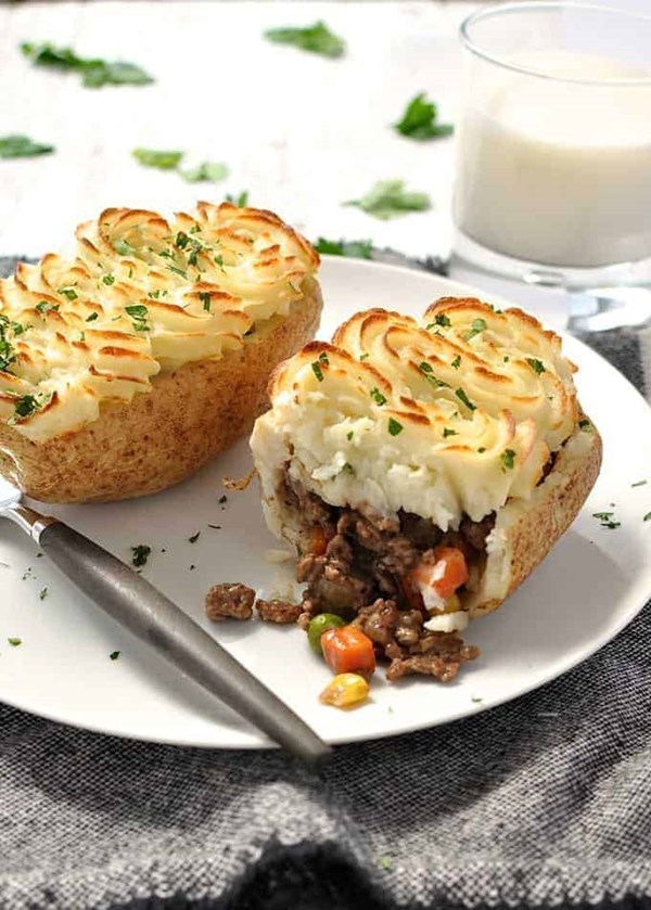 Shepherd’s pie potato skins