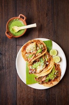 Shepherds' tacos (Tacos al pastor)