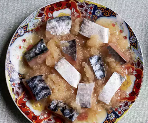 Shime saba with marinated daikon