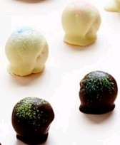 Shimmer cake truffles
