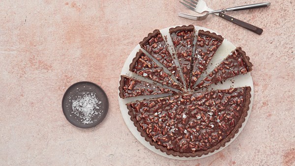 Shira's chocolate-caramel pecan tart