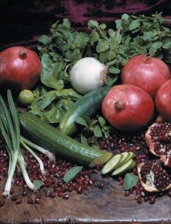 Shirazi cucumber & pomegranate salad 