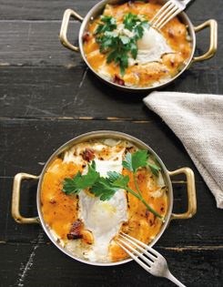 Shirred eggs with crabmeat Remick