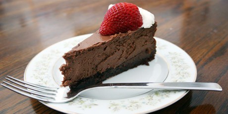 Shockolate cheesecake [Rich-tasting, double-chocolate cheesecake with a chocolate brownie crust]
