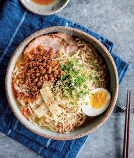 Shohei's special pork and sesame ramen noodle soup (Shohei no butaniku to goma ramen)