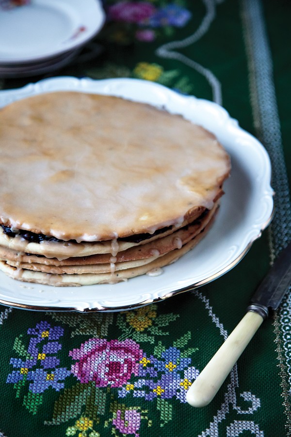 Shortbread and prune jam layer cake (Vinarterta)