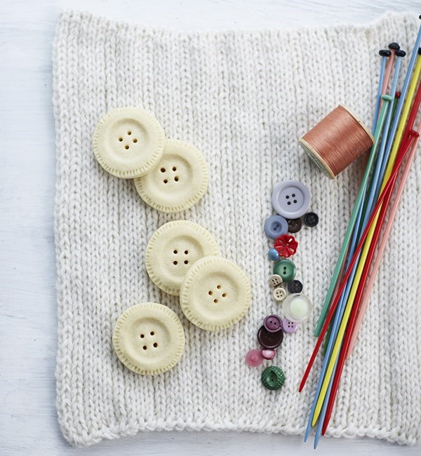 Shortbread buttons