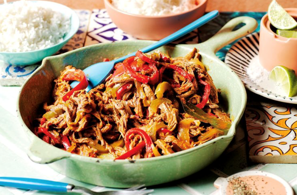 Shredded beef with vegetables (Ropa vieja)