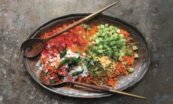 Shredded carrot and lentil salad (Hesaru bele carrot kosambri)