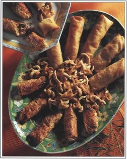 Shredded chicken with edible jellyfish