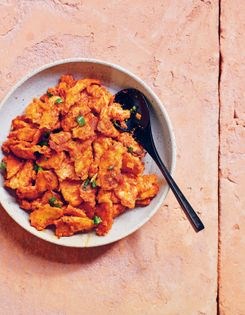 Shredded flatbread with tomato sauce (Fir fir or fit fit)