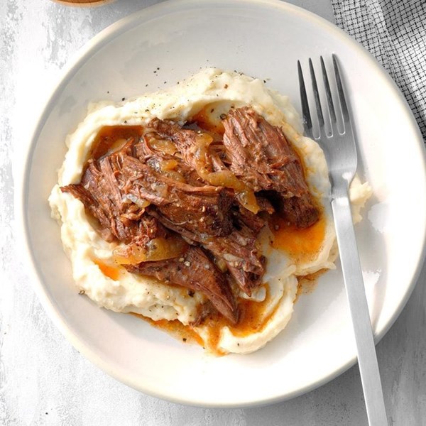 Shredded green chile beef
