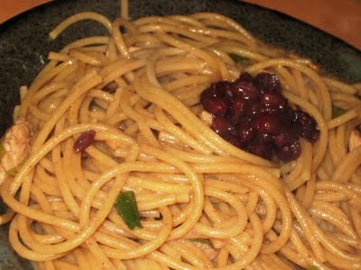Shredded piquant pork with a red bean surprise
