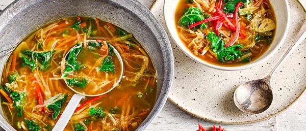 Shredded veg miso soup