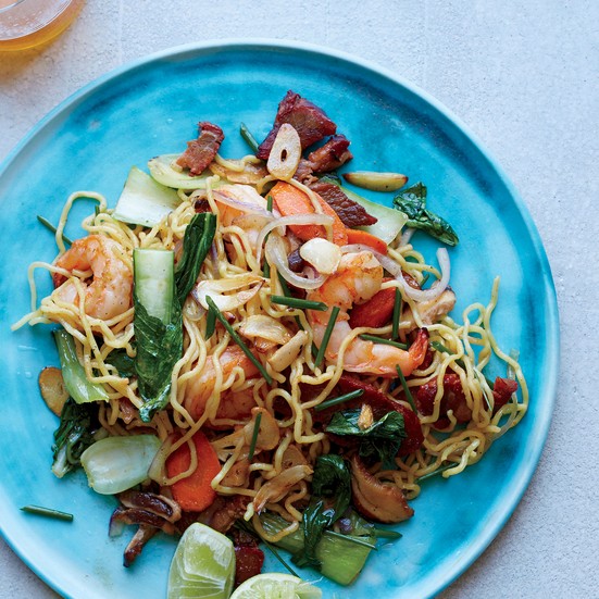 Shrimp-and-pork pan-fried noodles
