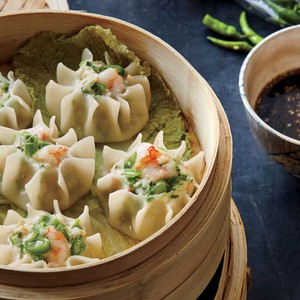 Shrimp and snap pea shumai