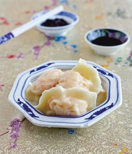 Shrimp and yellow chive dumplings