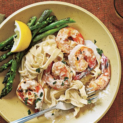 Shrimp fettuccine Alfredo