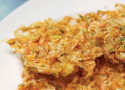 Shrimp fritters (Tortillitas de camarones)