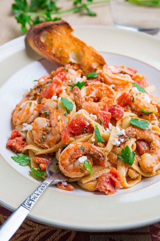 Shrimp linguine in a tomato and feta sauce (Shrimp saganaki linguine)