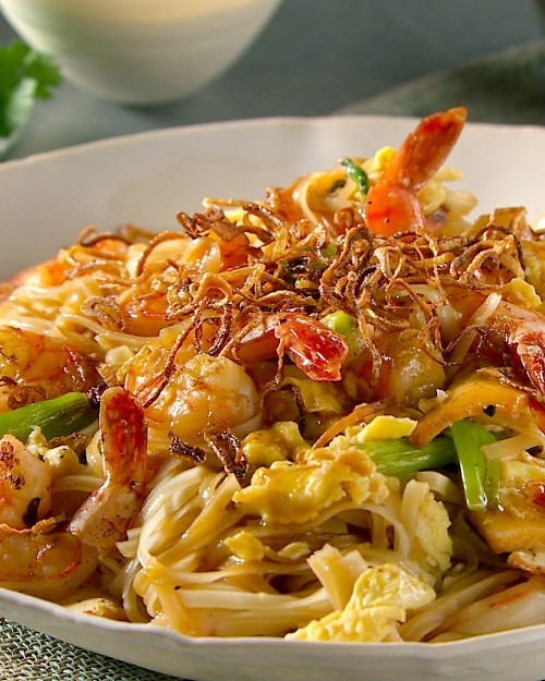 Shrimp pad Thai