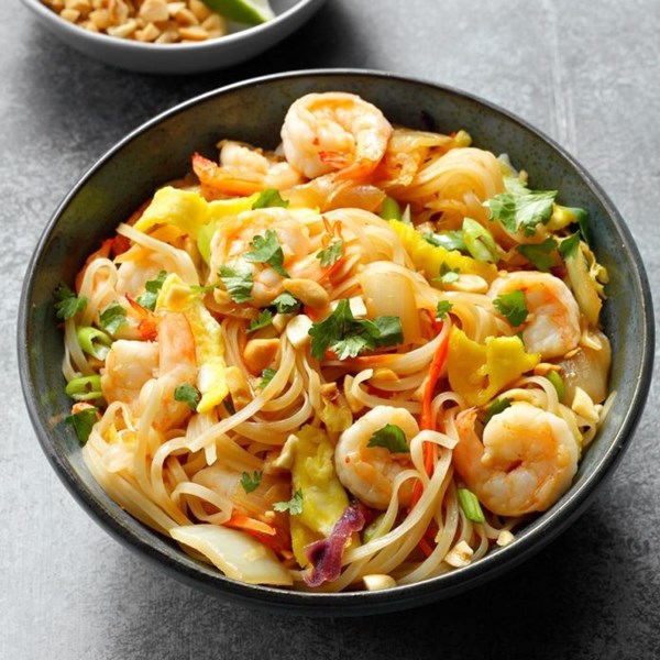 Shrimp pad Thai