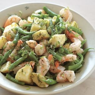 Shrimp salad with potatoes and green beans