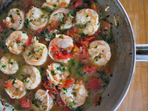 Shrimp sautee with a flambe and a jete