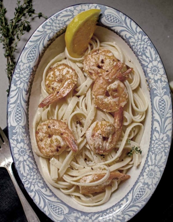 Shrimp scampi with linguine pasta