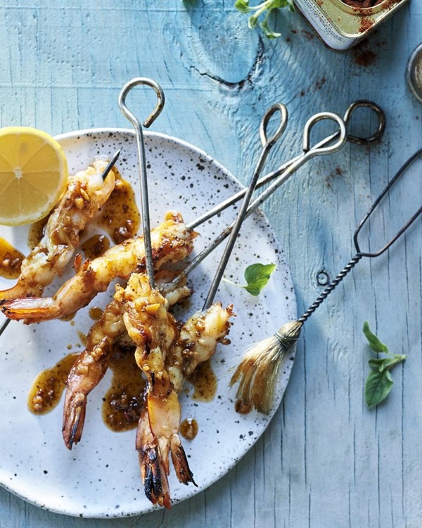 Shrimp skewers with paprika (Broqueta de llagostins)
