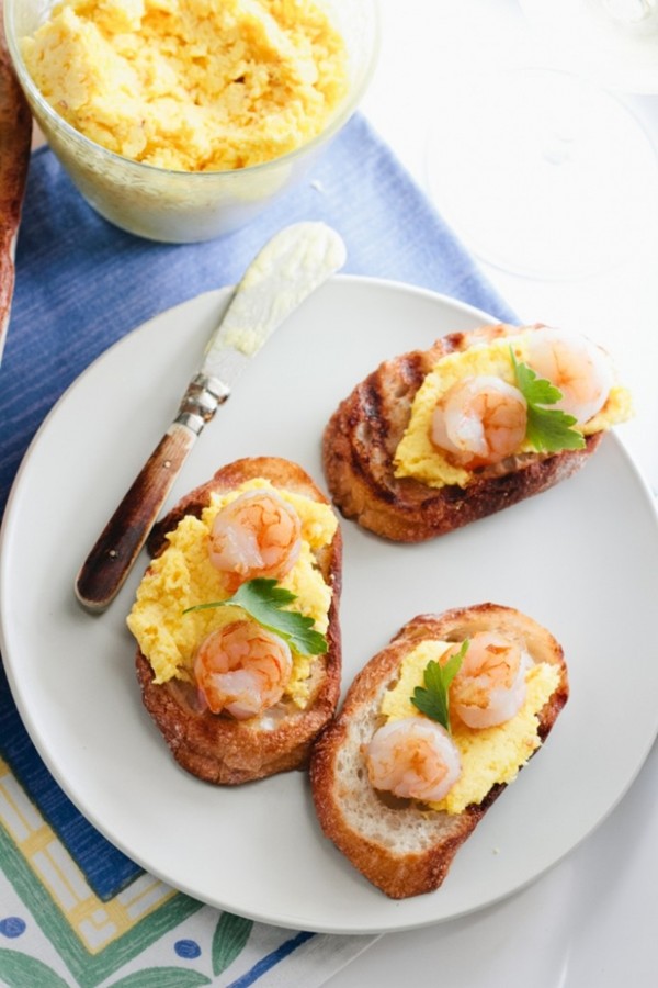 Shrimp toast with mango butter