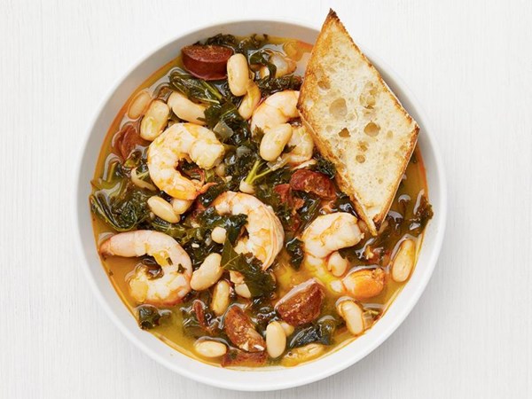 Shrimp, white bean and kale stew