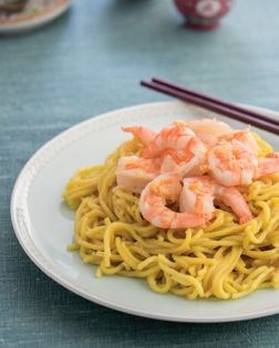 Shrimp with garlic noodles