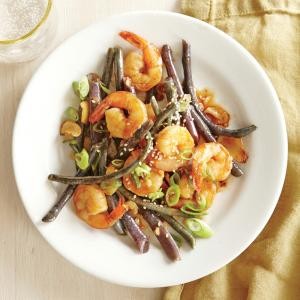 Shrimp with ginger-garlic red noodle beans