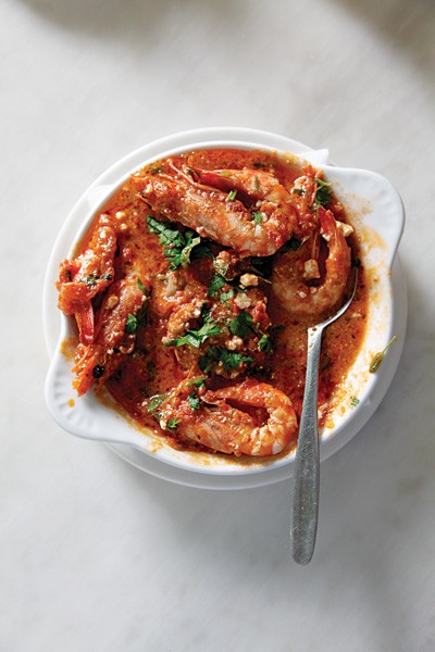 Shrimp with tomatoes and feta (Garides saganaki) 