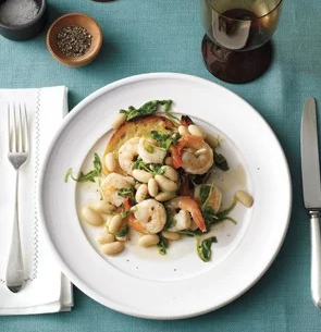Shrimp with white beans and toast