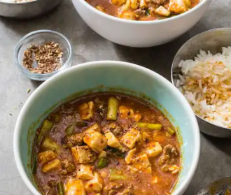 Sichuan braised tofu with beef (Mapo tofu)
