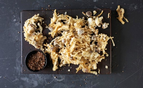 Sichuan crisp fried wild mushrooms