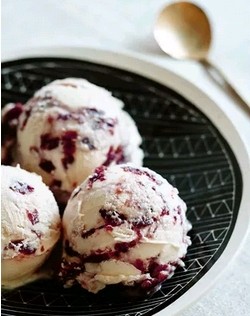 Sichuan peppercorn with cherry compote ice cream