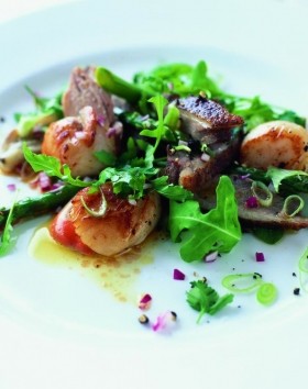 Sichuan-spiced duck and seared scallops with smoked aubergine, asparagus and rocket salad