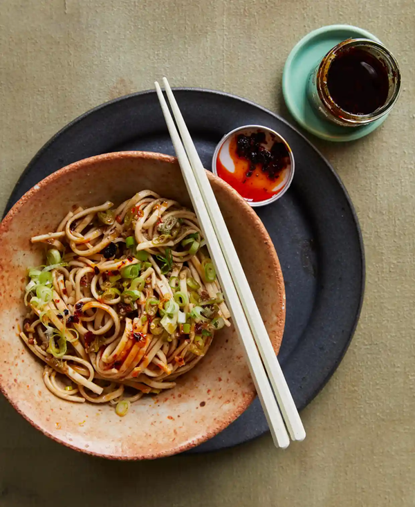 Sichuan-style cold noodles