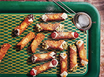 Sicilian cannoli