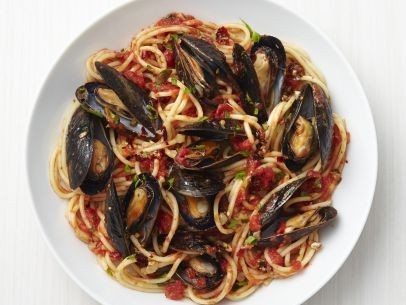 Sicilian mussels marinara