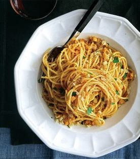 Sicilian pasta with breadcrumbs (Pasta ca' muddica)