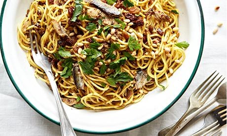 Sicilian sardine pasta