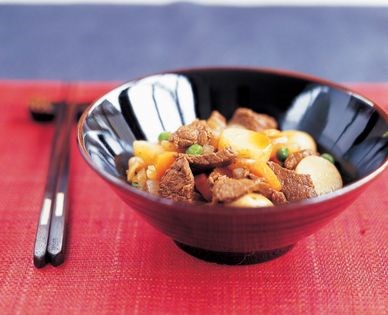 Simmered beef slices and vegetables (Niku jyaga)